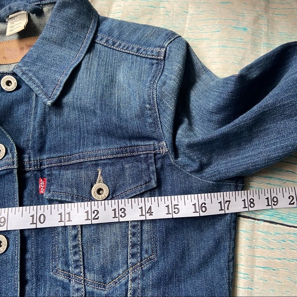Levi's Red Tab Stretch Cotton Distressed Denim Trucker Jean Jacket Fitted S - Picture 9 of 10